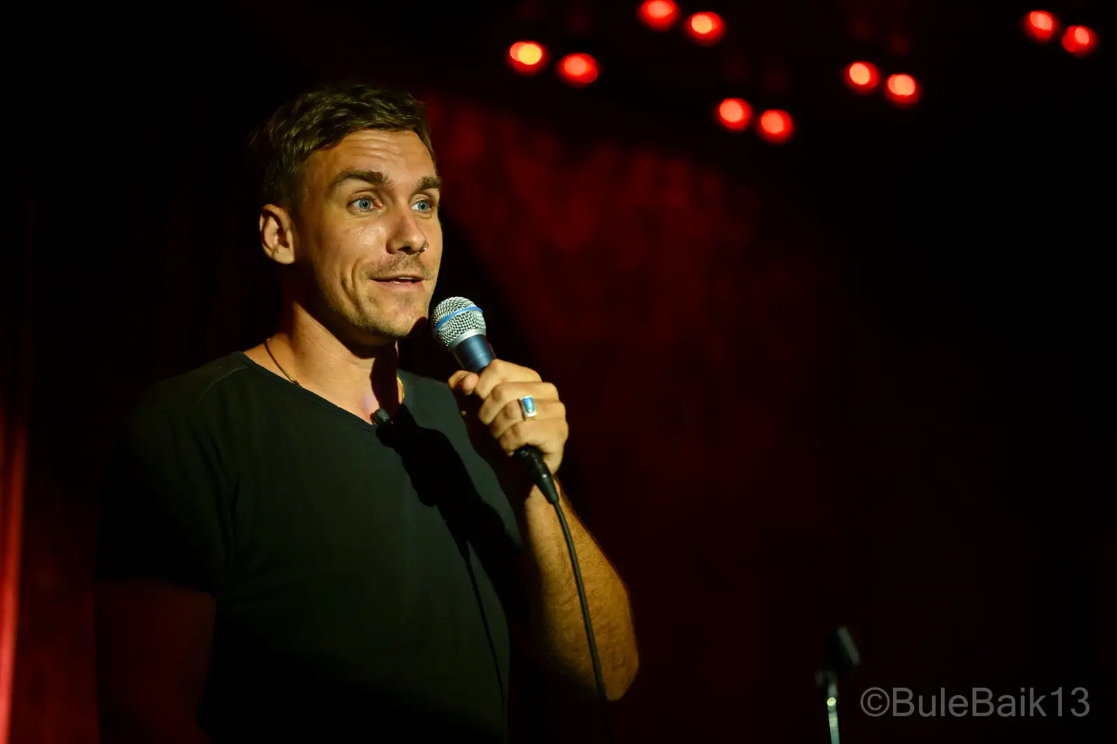 Stand-up comedy hero